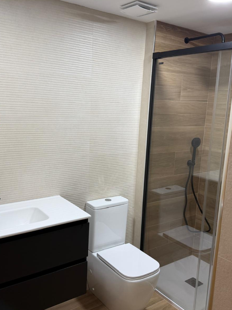 Reforma de baño completo en Pamplona
